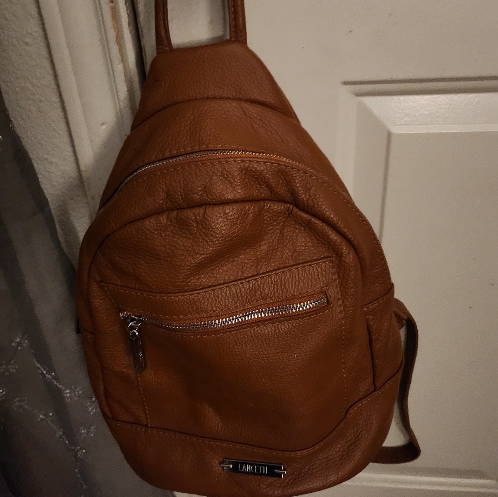 LEATHER  BACKPACK BY LANCETTI